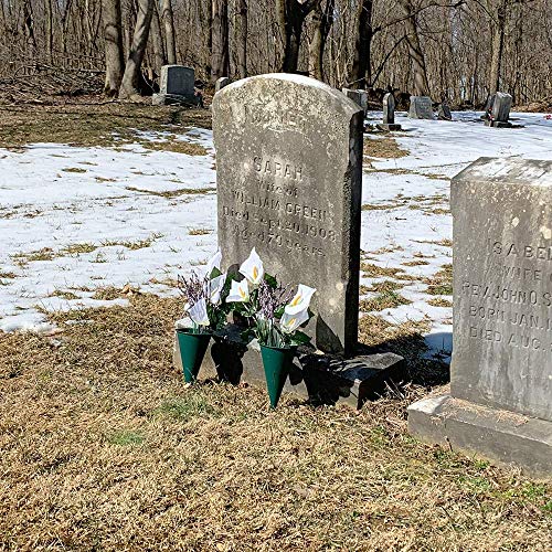 Plastic Cone Cemetery Vase, 2-Pack Green - size: Small Plastic
