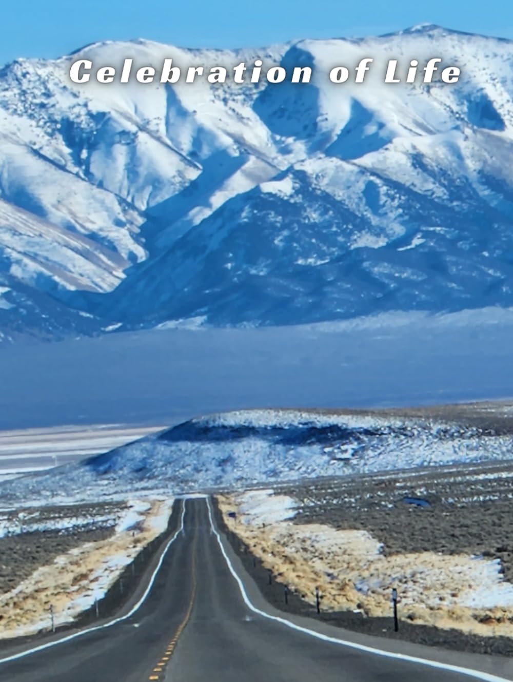 LONE HIGHWAY - Celebration of Life Memorial Guest Book for Funerals and Services Honoring Freedom, Independence, and the Open Road: A Hardcover Memorial Registry Inspired by Travel and Life’s Journey