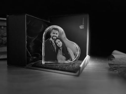 Crystal Heart Photo Frame, Upright Heart Crystal Keepsake，Transparent 3D Laser-Etched, Tabletop Display - size: Upright Heart