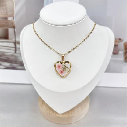 Heart Locket Dried Flower Pendant Necklace Stainless Steel Gold Plated Cute Light Pink Pressed Wildflower Charm Holds Pictures Choker Necklaces Fashion Trendy Jewelry for Her Bff 17.5"