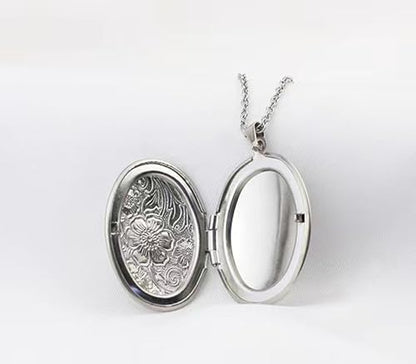 Gold Oval Flower Locket Necklace that Holds Pictures Photo Locket Pendant - color: SilverOval