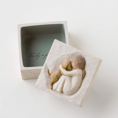Willow Tree True Keepsake Box, Sculpted Hand-Painted Bas-Relief Box | Pet-Themed Figure, Holds Small Treasures, Hidden Message Inside, Cast from a Susan Lordi Original Carving, Fitted Gift Box - style: Antique
