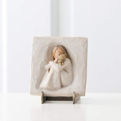 Willow Tree Comfort Plaque, Sculpted Hand-Painted Bas-Relief | Sentiment on Enclosure Card, Keyhole Hanger for Wall Display, Cast from a Susan Lordi Original Carving