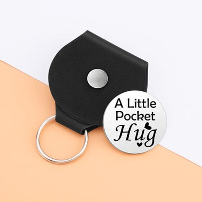Sympathy Gifts for Loss of Loved Pocket Hug Token Keychain Memorial Gift Grieving Keepsake for Mom Dad Grandma Friend Sisters Brothers Remembrance Condolence Funeral Sentimental Coin Holder Keychain