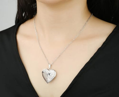 Locket Necklace Holds Pictures Alphabet Initial Letter Love Heart Lockets Photo Memory Locket Necklaces Birthday Gifts - color: Silver, style: B