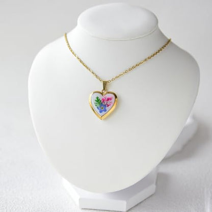 Heart Locket Necklace That Holds Pictures Pressed Flower Photo Locket Pendant Necklace for Girl Women Gift for Her - style: forget me not-gold