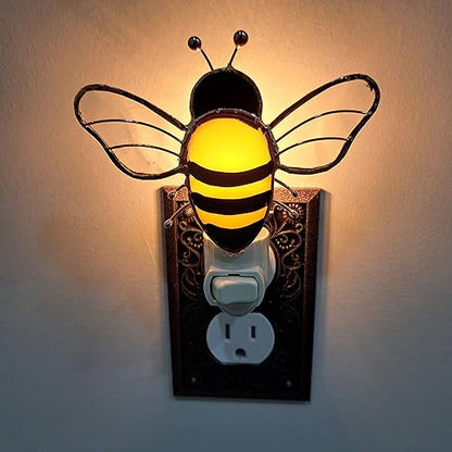 Gift Essentials Honey Bee Plug-in Night Light - Stained Glass Nightlight | Honey Bee Stained Glass Plug-in Nightlight with On/Off Rocker Switch. Includes One 4-Watt Replaceable Warm-Glow Bulb. - color: Bumblebee