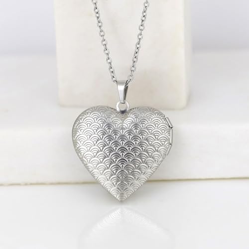 Heart Locket Necklace Pendant Dainty Memorial Keepsake Locket Necklace That Holds Pictures Stainless Steel Heart Photo Box Necklace for Women Lover Mother Father Daughter Son Fashion Jewelry Gifts - color: 03Silver