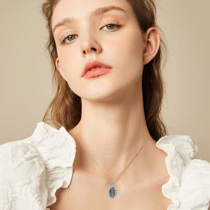 Birth Flower Photo Locket Necklace 925 Sterling Silver 12 Month Locket Necklace with Picture Birth Flower Photo Jewelry Gifts for Women Mother Mom Daughter - color: 12-December-Holly, style: 1.no custom