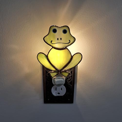 Gift Essentials Green Frog Plug-in Night Light - Stained Glass Nightlight | Green Frog Stained Glass Plug-in Nightlight with On/Off Rocker Switch. Includes One 4-Watt Replaceable Warm-Glow Bulb. - color: Frog