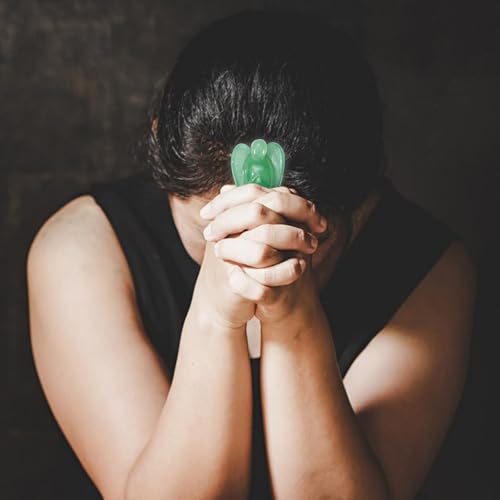 Small Guardian Angel Prayer Figurines Statue, Green Aventurine Crystals and Healing Stones Bereavement Sympathy for loss of loved one, Grief Gifts for Women, Faith Based Spiritual Gift for Cancer - color: Green