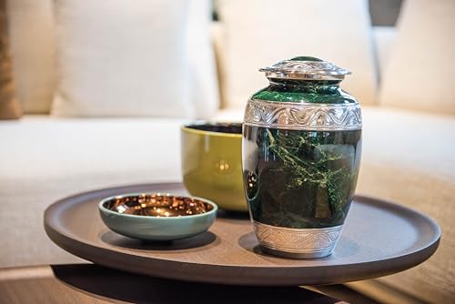GR8 Keepsakes Green Marble-Finish Cremation Urn for Human Ashes Adult - color: Green