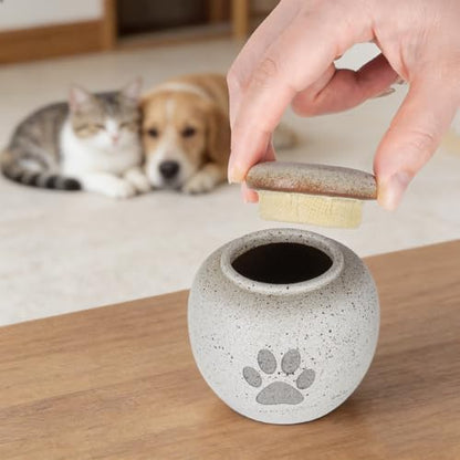 abooxiu Pet Urn for Dogs Cats 2.76 Inch Small Urn for Pet Ashes Cremation Keepsake Urns Ceramic Mini Urns for Ashes Pet Memorial Sympathy Gifts for Loss of Pets Dog Urns Cat Urns