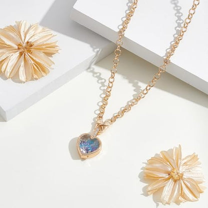 NBEADS Locket Pendant Necklaces, Memory Locket Charms Brass Floating Memory Necklace - style: Heart