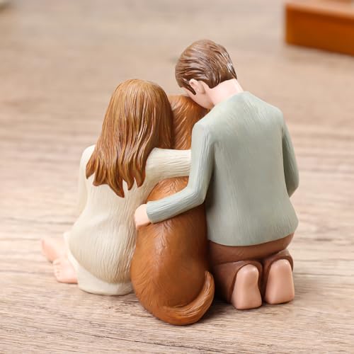 Hensonever Couple with Dog Figurines Ornaments, We are A Family Memorials Statues Gifts for Dog Lovers - color: Family of Three
