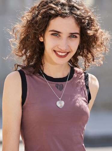 Poiuy Photo Locket Necklace for Women, Heart Picture Pendant Photo Necklace Jewelry Christmas Memorial Birthday Gifts for Women Daughter Mom - color: Mother Daughter Locket Necklace