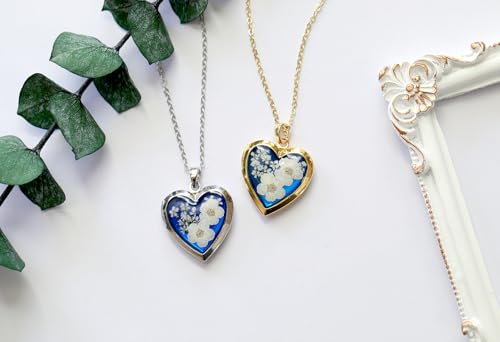 Handmade Heart Shaped Dried Pressed Forget Me Not Flower Photo Locket Pendant Necklace - color: Silver, style: WHITE+ROYAL BLUE