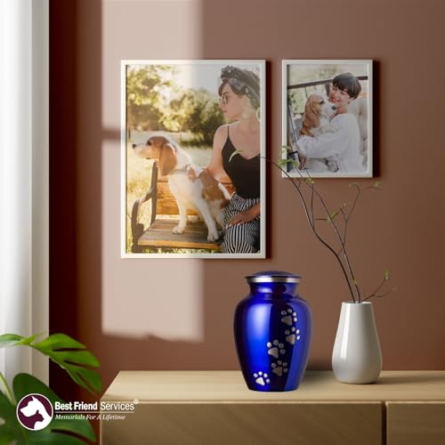 Ottillie Legacy Sapphire/Pewter/Vert Urn, up to 65lbs - color: Pure Blue, Vertical Pewter Paws, size: Medium