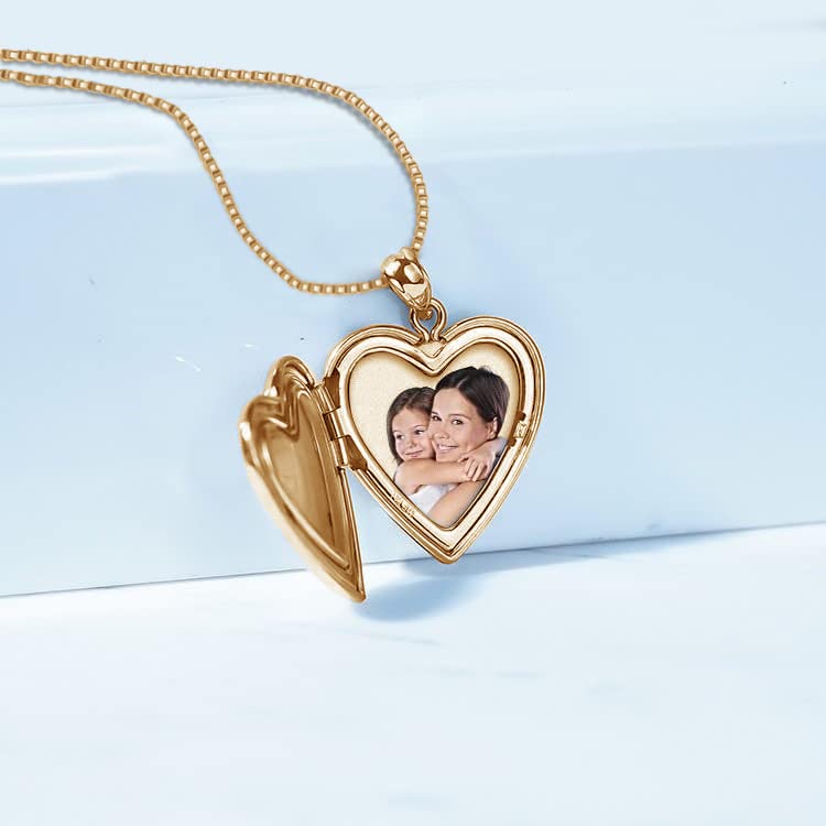 PicturesOnGold.com Personalized Always in My Heart Silver Or Gold Heart Locket Pendant Necklace Jewelry Gifts for Men & Women - 3/4 Inch X 3/4 Inch - Includes 18 inch Cable Chain - style: 14K Yellow Gold Filled - Locket Only