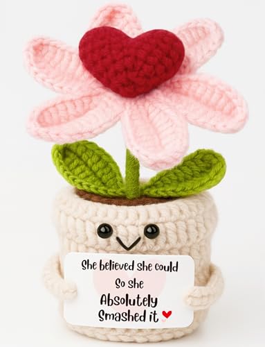 Congratulations Card for Women "She Believed She Could So She Did "Positive Mini Crochet Flower Inspirational Support Decor Graduation Back to School Birthday Gifts for Women Friend Coworkers Nurse - color: Graduation