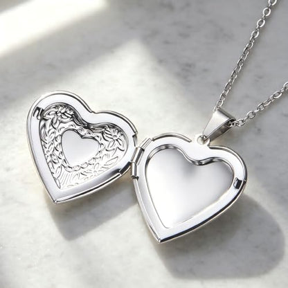 Heart Locket Necklace Pendant Dainty Memorial Keepsake Locket Necklace That Holds Pictures Stainless Steel Heart Photo Box Necklace for Women Lover Mother Father Daughter Son Fashion Jewelry Gifts - color: 01Silver