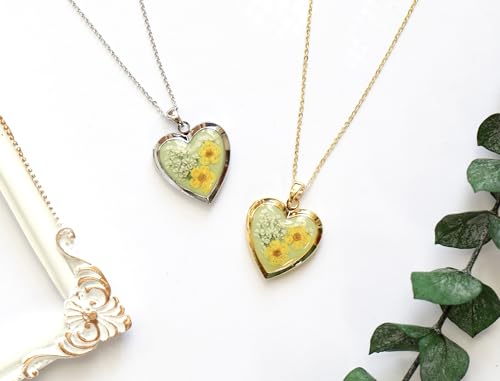 Handmade Heart Shaped Dried Pressed Forget Me Not Flower Photo Locket Pendant Necklace - color: Silver, style: Yellow+LightGreen