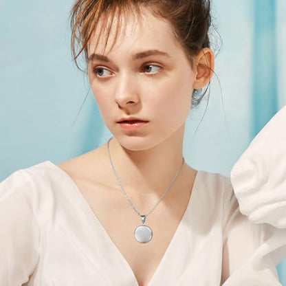 OIDEA Locket Necklace for Women: Gold Photo Lockets that Hold Picture Stainless Steel Necklace with Picture Inside Birthday Mothers Day Jewelry Gifts for Womens - color: round - silver