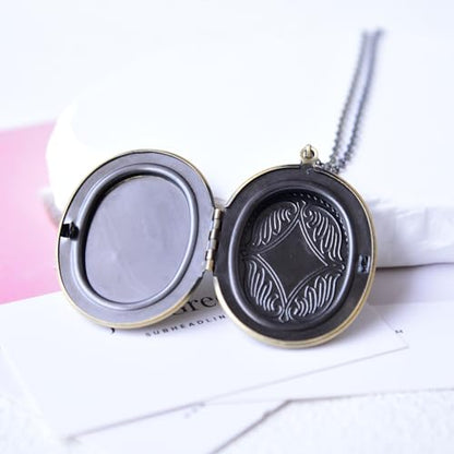 Vintage Photo Locket Necklace Handmade Pressed Flower Locket Necklace for Women - style: Hydrangea(1.53"x 1.85")
