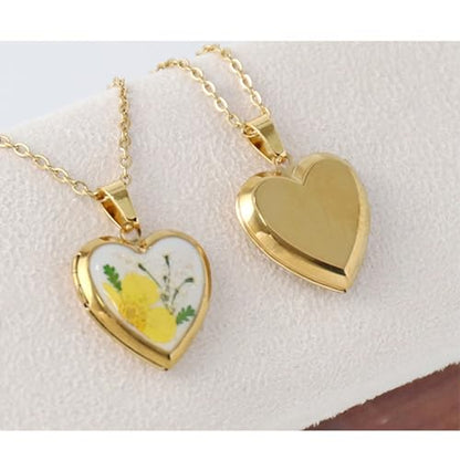 Heart Locket Necklace That Holds Pictures Pressed Flower Photo Locket Pendant Necklace for Girl Women Gift for Her - style: Little Narcissus