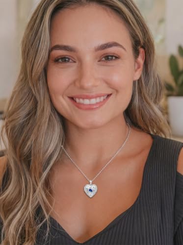 Poiuy Photo Locket Necklace for Women, Heart Picture Pendant Photo Necklace Jewelry Christmas Memorial Birthday Gifts for Women Daughter Mom - color: Turtle Locket Necklace
