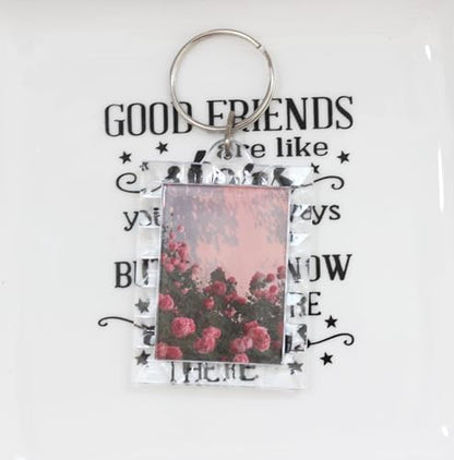BetterJonny 20Pcs Acrylic Picture Keychain Blanks in Clear Acrylic Picture Frame Keyrings - color: Lace Rectangle