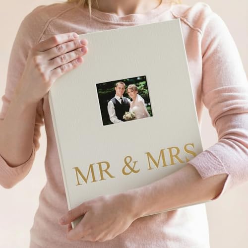 Harloon Mr and Mrs Wedding Photo Album for 4 x 6 Inch Pictures 400 Pockets Wedding Photo Album Book with Front Window Linen Cover for Family Weddings Memory Pictures Anniversary Honeymoon Keepsake - style: Mr and Mrs