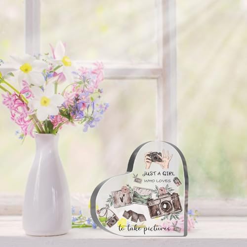 Photographers Gifts for Women, Photo Lovers Birthday Gifts, Camera Themed Paperweight Friendships Gifts for Besties, Desk Table Decor for Girls, Just a Girl Who Loves Acrylic Sign - style: Just a girl like to take pictures
