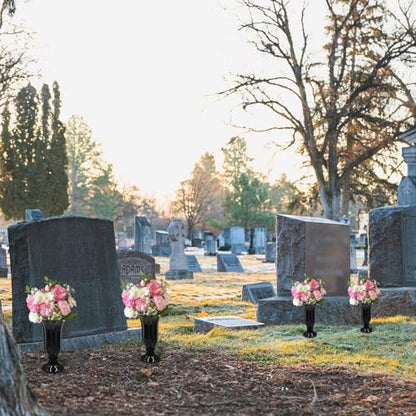Cemetery Vases for Grave, Durable Ceramic Vase with Metal Stake for Decoration and Memory, Grave Flower Holder, Cemetery Vase, Graveside Flowers Holder for Cemetery