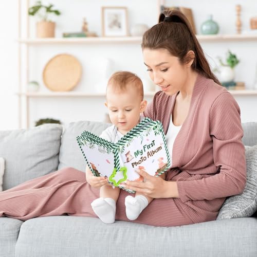 Baby's My First Family Album Soft Photo Cloth Book Green Leaves My First Book of Photos Baby Memory Album Gift Holds 4x6 Pictures for Babies Newborn Toddler & Kids Baby Shower - style: Green Leaves