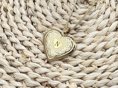 GOKING Love Heart Memory Locket Necklace Holds Pictures for Women - color: Letter N