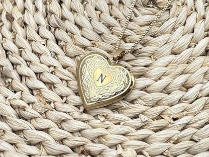 GOKING Love Heart Memory Locket Necklace Holds Pictures for Women - color: Letter N