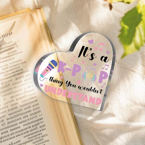 K-pop Gifts for Women Girls, K-pop Lover Gifts for Teen, Kpop Acrylic Plaque Gift Music Lover Acrylic Heart Gifts for Friends Coworkers Family Sister Desk Sign Decor Plaque - style: Kpop girl 01