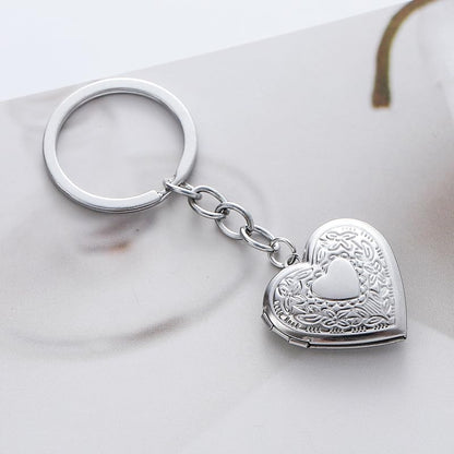 2PCS Elegant Heart Locket Keychain with Decorative Chain Stainless steel, Heart Pattern Design, Photo Frame Pendant - color: Heart-1