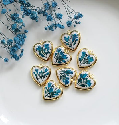Handmade Dried Pressed Flower Heart Shaped Photo Locket Pendant Necklace - color: Silver, style: Blue Flower on White