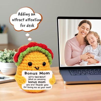 LuoHere Gifts for Stepmom Bonus Mom Mothers Day Funny Gift from Daughter Son, Mothers Day Christmas Birthday Stepmom Gifts Ideas - Handmade Crochet Cute Unique I Love Best Stepped Mom Ever Gift - style: Bonus Mom