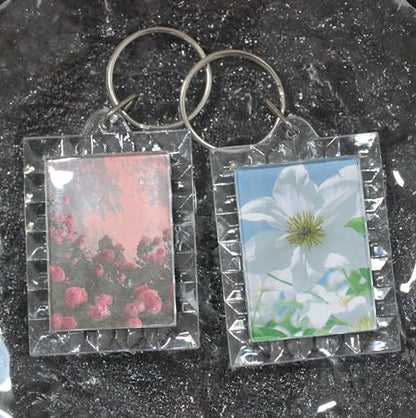 BetterJonny 20Pcs Acrylic Picture Keychain Blanks in Clear Acrylic Picture Frame Keyrings - color: Lace Rectangle