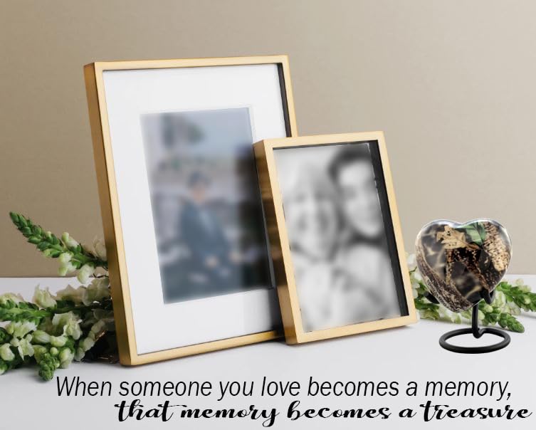 UrbanWoods Camouflage Heart Keepsake Urn for Ashes - Handcrafted Forest Memorial With Display Stand, Premium Case & Bag - Hunting Mini Urn