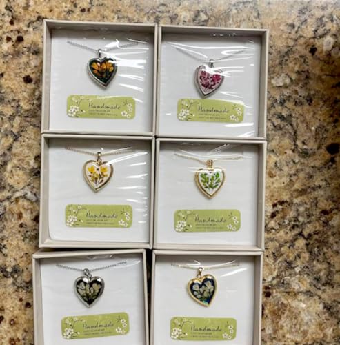 Handmade Dried Pressed Flower Heart Shaped Photo Locket Pendant Necklace - color: Silver, style: Customized pattern with photo