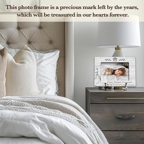 Cat Memorial Picture Frame, Cute Pet Wood Photo Frame With Stand, Cat Lover Gifts, Remembrance Sympathy Gifts for Loss of Cat, Left A Trail Of Beautiful Memories Frame -d05