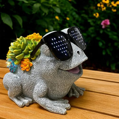 Frog Solar Garden Statue Decor with Succulent and Led Lights Outdoor Decoration for Lawn Backyard Patio Yard Ornament Housewarming Birthday Gifts for Mom Grandma Women - style: Frog