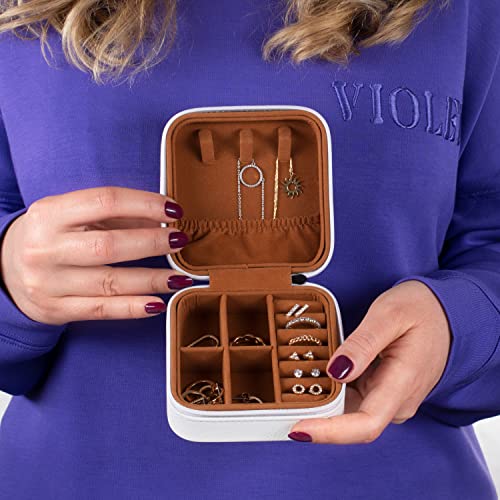 Custom Leather Jewelry Box w/Name & Birth Flower Month - Birthday Gifts for Women, Personalized Jewelry Travel Case - Customized Jewelry Organizer Box, Mom Birthday Gifts - Emerald - color: EMERALD