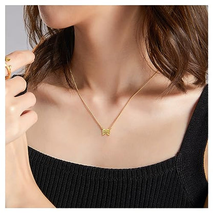 GINAZL Angel Wings Memorial Necklace Sympathy Gifts for Loss of Loved One Bereavement Gift Memorial Gifts for Loss of Dad Mom - style: Little Hug