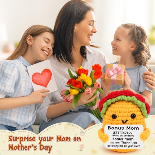 LuoHere Gifts for Stepmom Bonus Mom Mothers Day Funny Gift from Daughter Son, Mothers Day Christmas Birthday Stepmom Gifts Ideas - Handmade Crochet Cute Unique I Love Best Stepped Mom Ever Gift - style: Bonus Mom