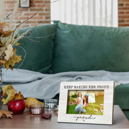 FONDCANYON Mom Memorial Picture Photo Frame, Bereavement Sympathy Gifts for Loss of Mother, Keep Making Her Proud Picture Frames, Memorial Gifts for Loss of Mom (5x7 Inch Photo)